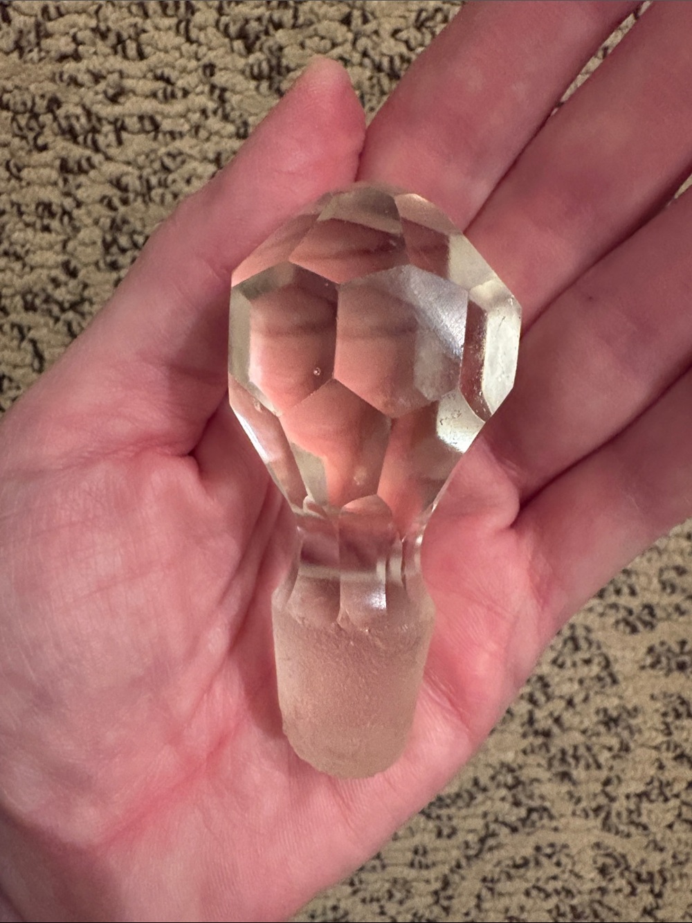 Crystal Glass Bottle Stopper in Clear